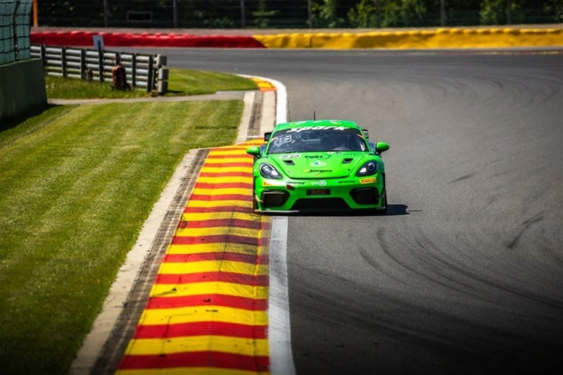 Porsche Cayman 718 CS