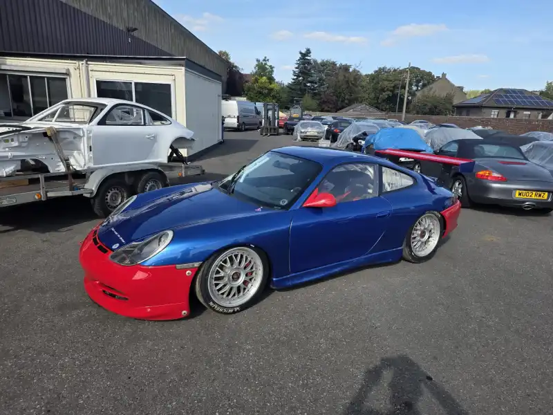 Porsche 996 GT3 Cup 1999 - Sans moteur ni boîte