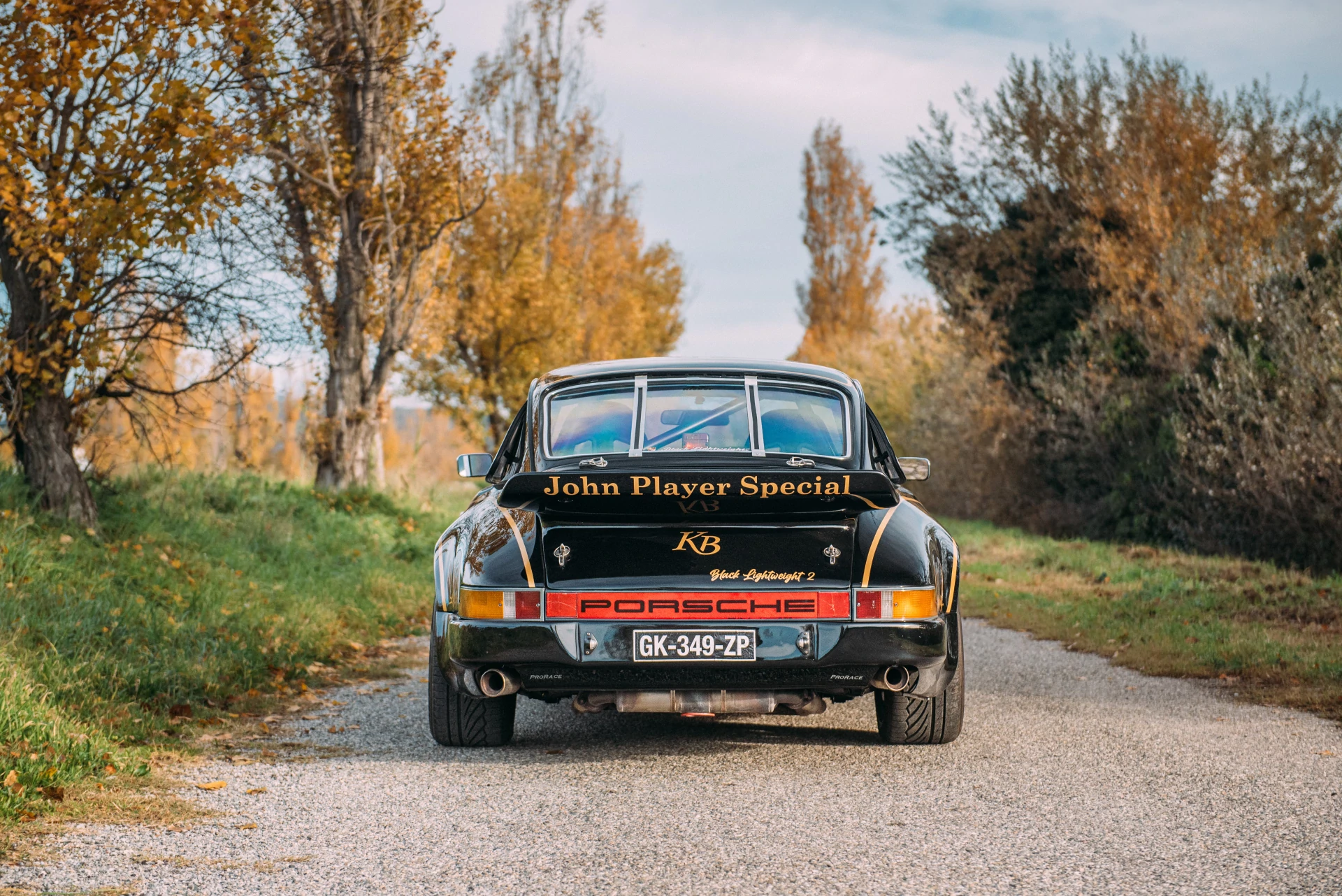 Porsche 911 S 2.7L coupé préparée 3.0L SC VHRS - Lot 38