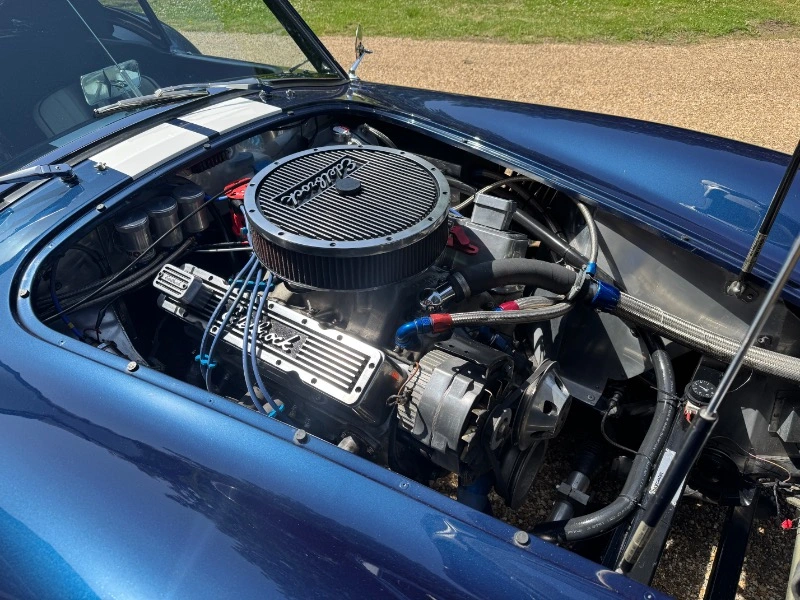 COBRA BY DAX, V8 5,7, toit fastback amovible 427 Hardtops
