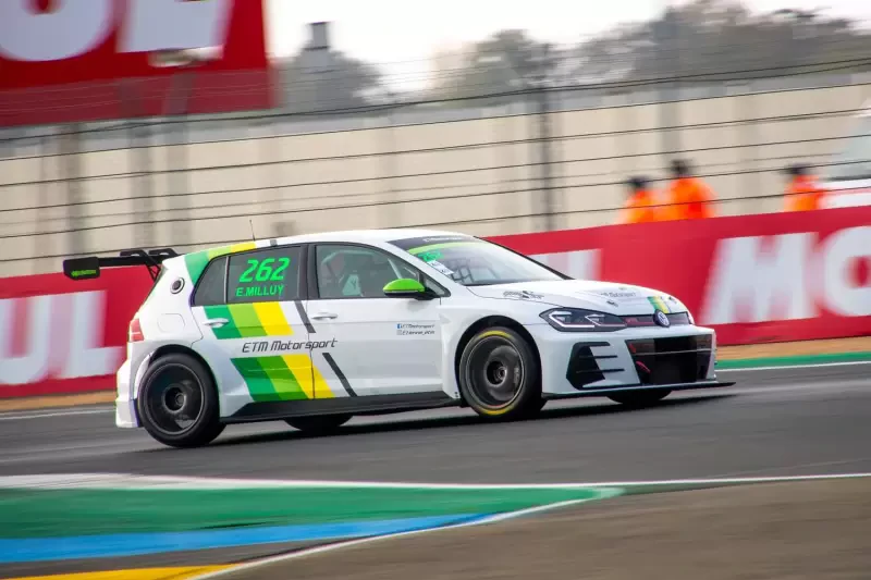 Golf tcr sadev