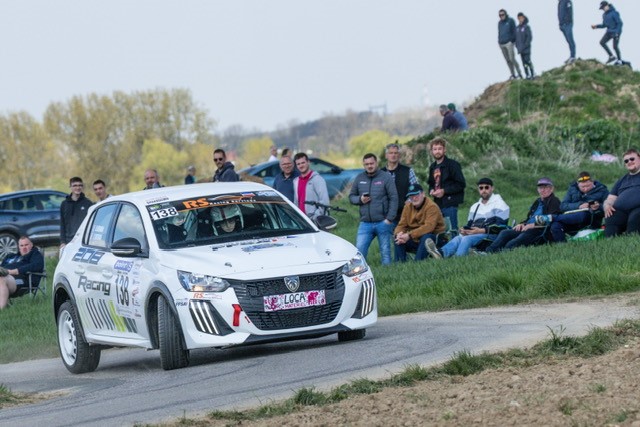 LOCATION PEUGEOT 208 FR6 - FRC6