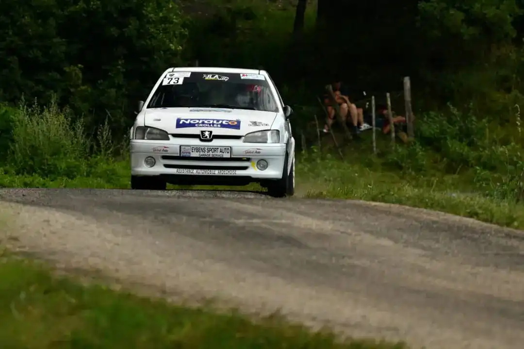 JLA rally leases 106 A6 – photo 2