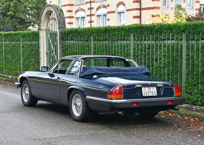 Jaguar XJ-SC 5.3 V12 Targa convertible