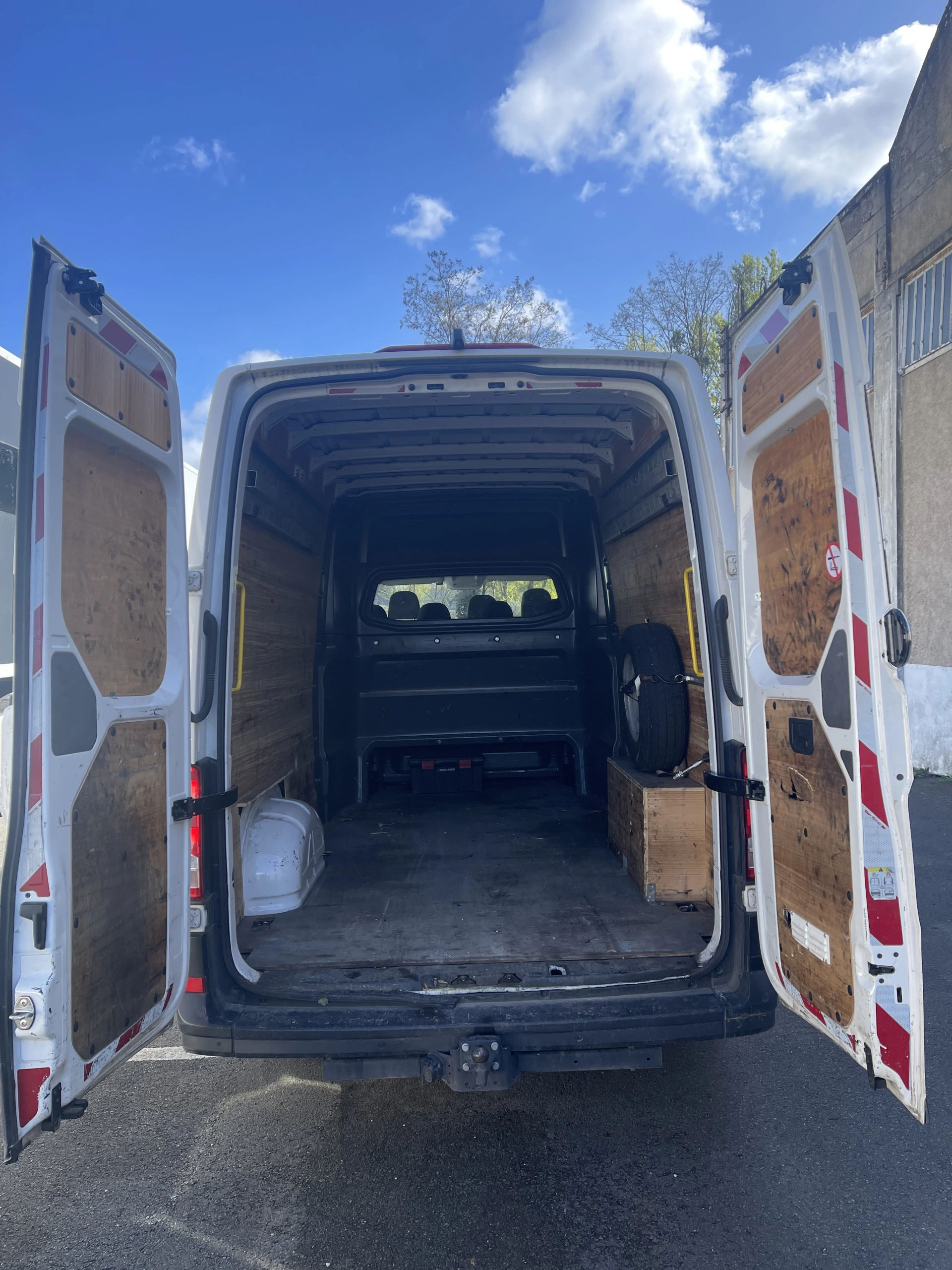 Volkswagen Crafter L4H3 Procab 7 places – 2.0 TDI 140 – TVA récupérable – photo 3