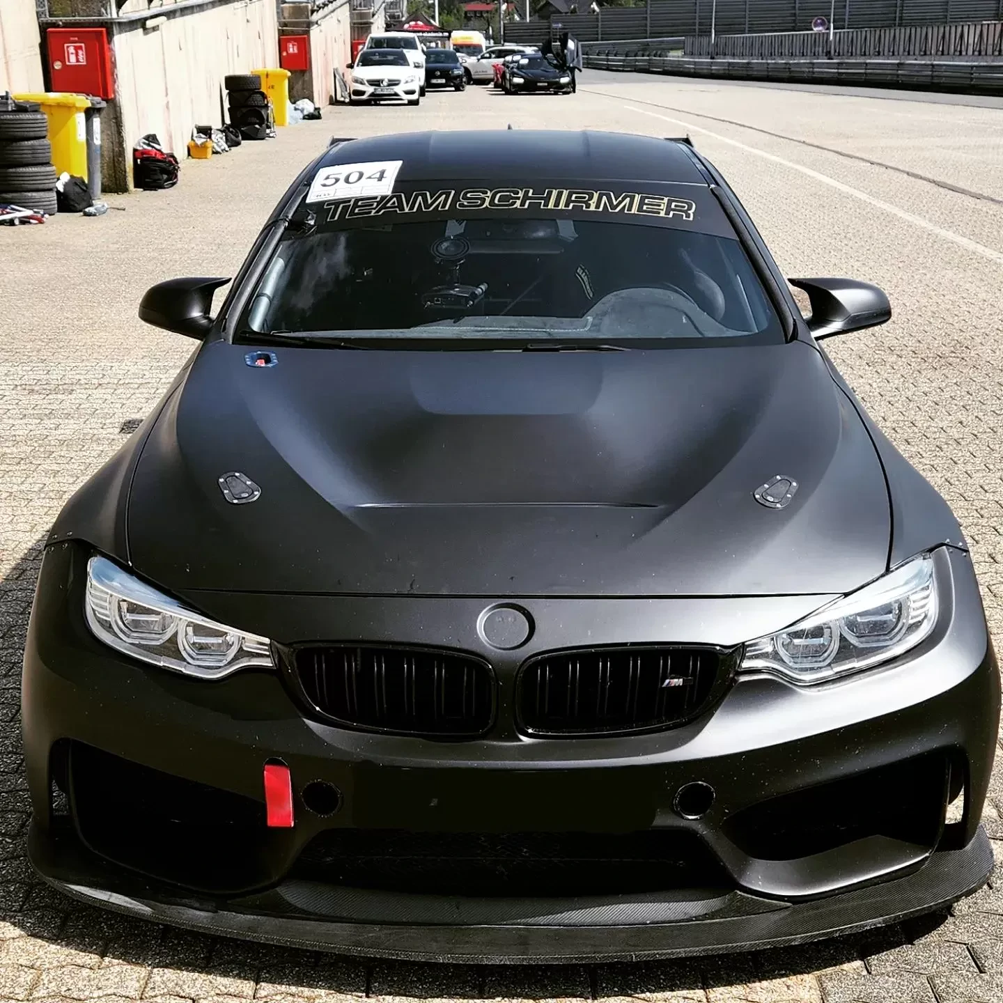 BMW M4 GT VLN by Team Schirmer and Spirit of racing