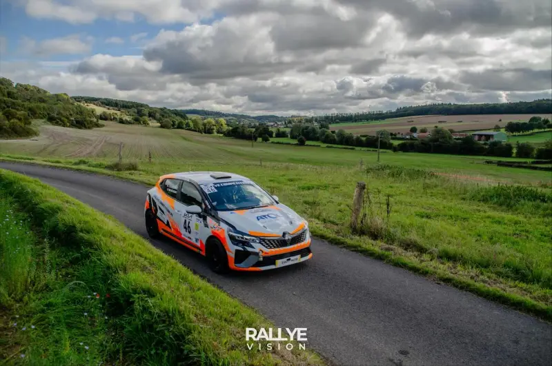 Location Clio RC5 - Rallye des vins de chinon 2026