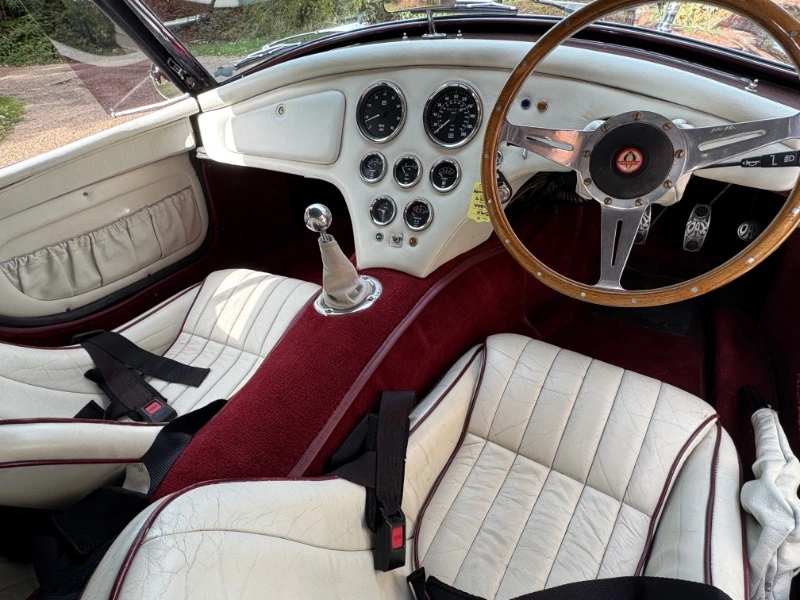 COBRA BY DAX, 5,7 V8