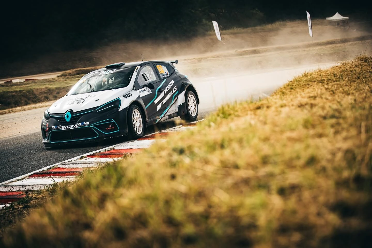 Clio V Super1600 – photo 1