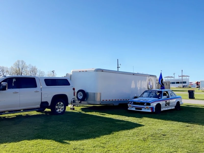 1991 BMW 318is avec remorque