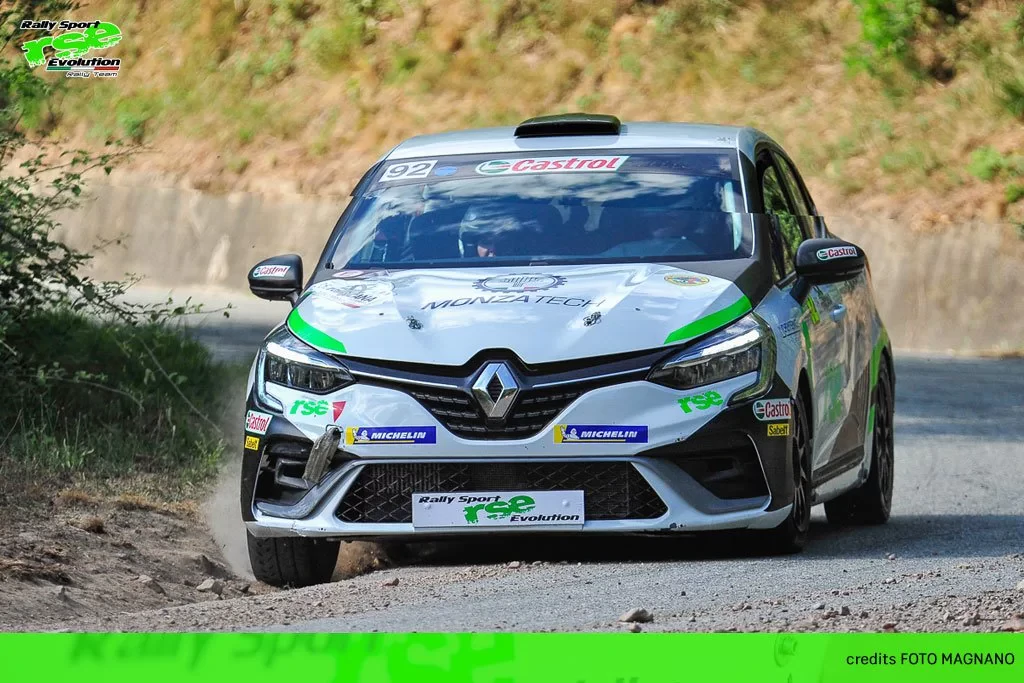 Clio 5 rental - Rally Sport Evolution RSE Team Location