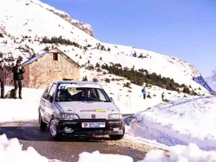 Hire PEUGEOT 106 XSI TOP N1