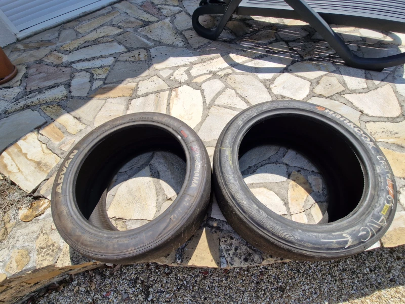 Pneus compétition slicks 18 pouces