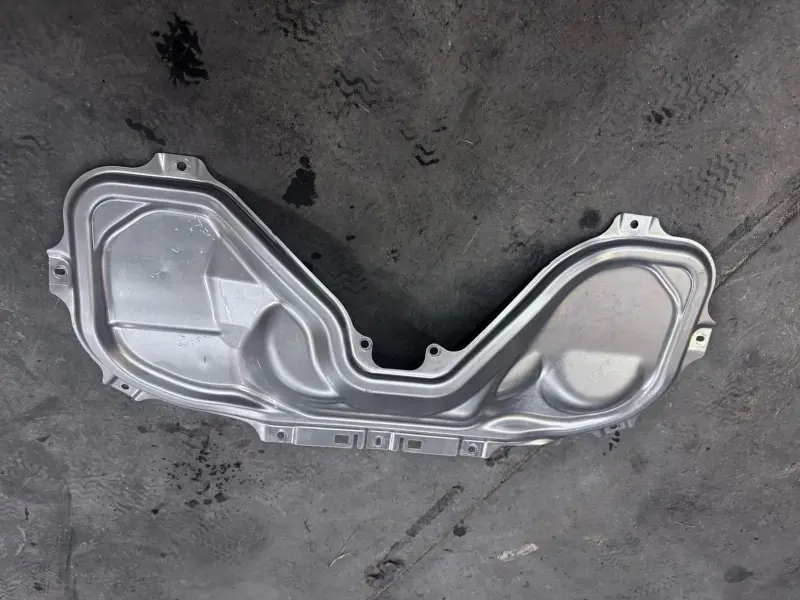 Capot moteur Porsche Cayman GT4 RS 98150418101