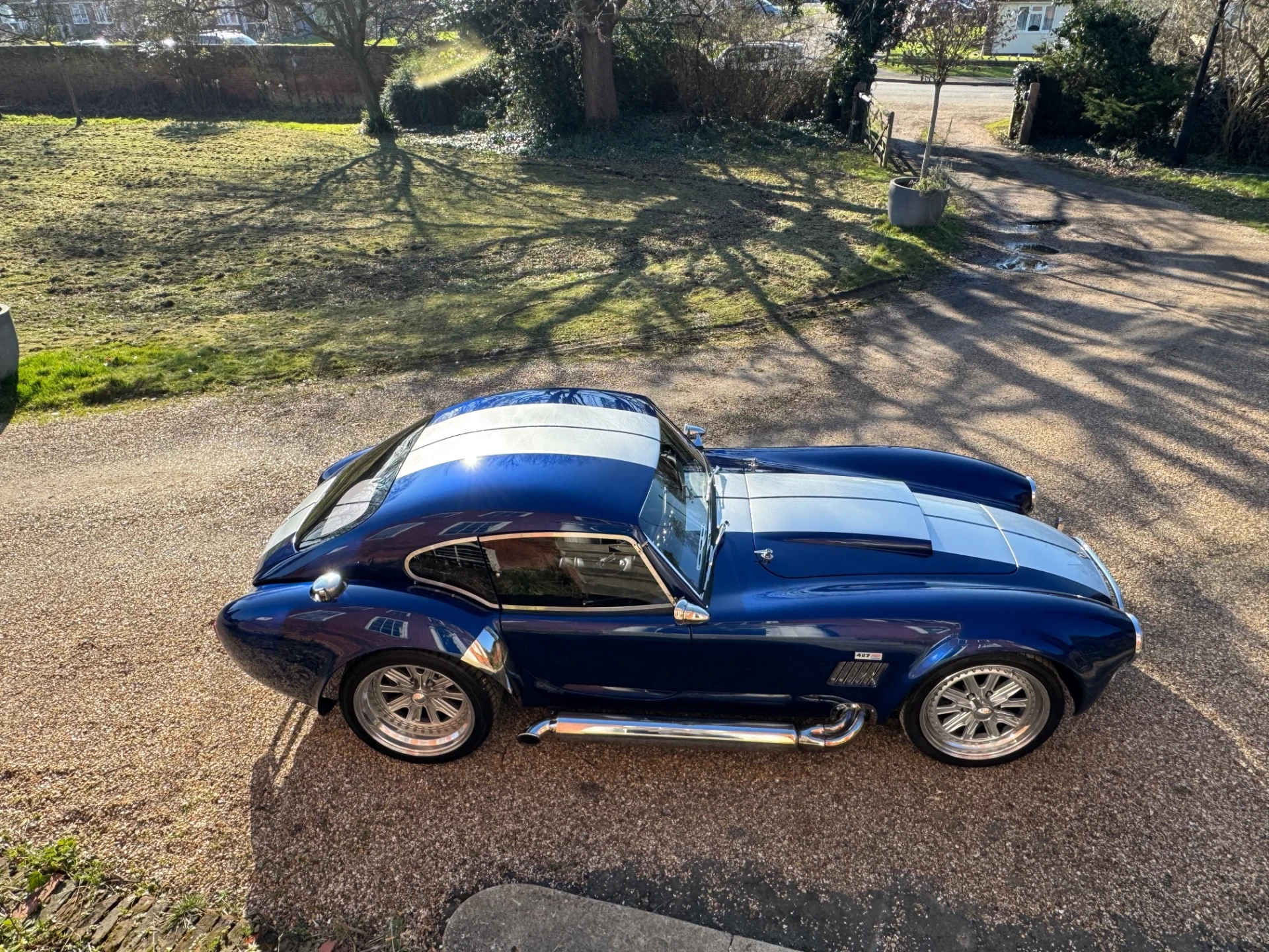 Cobra by DAX with De-Dion chassis and Removable 427Hardtops roof