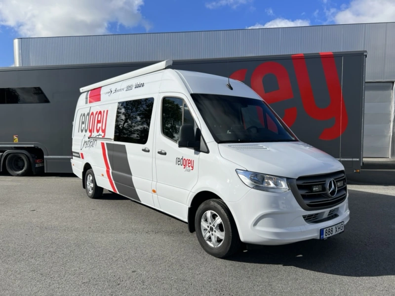 Mercedes-Benz Sprinter Team Bus