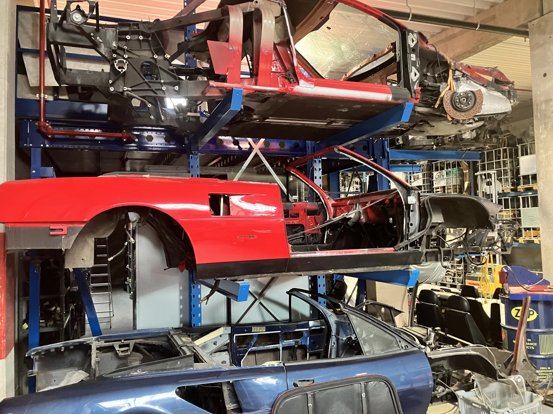Several Ferrari Chassis available: F430/456M/Mondial/348/...