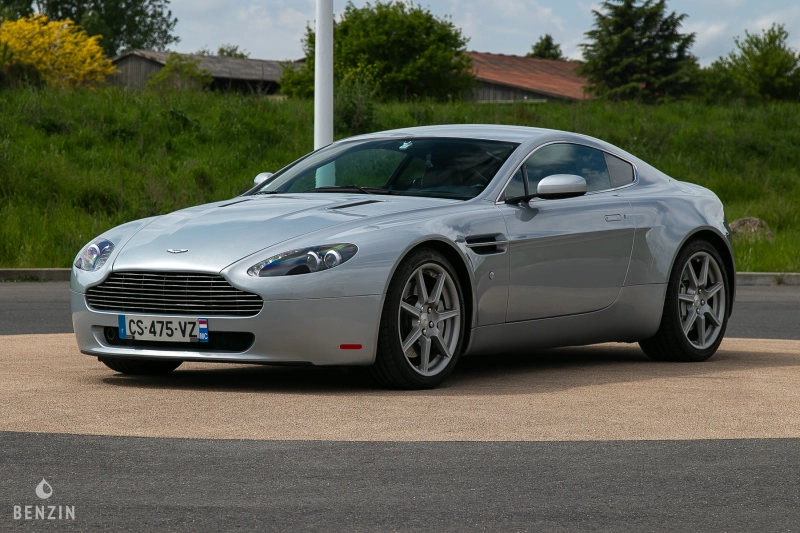 Aston Martin V8 Vantage Sporshift