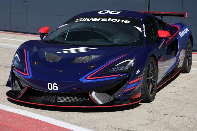 2017 McLaren 570 GT4