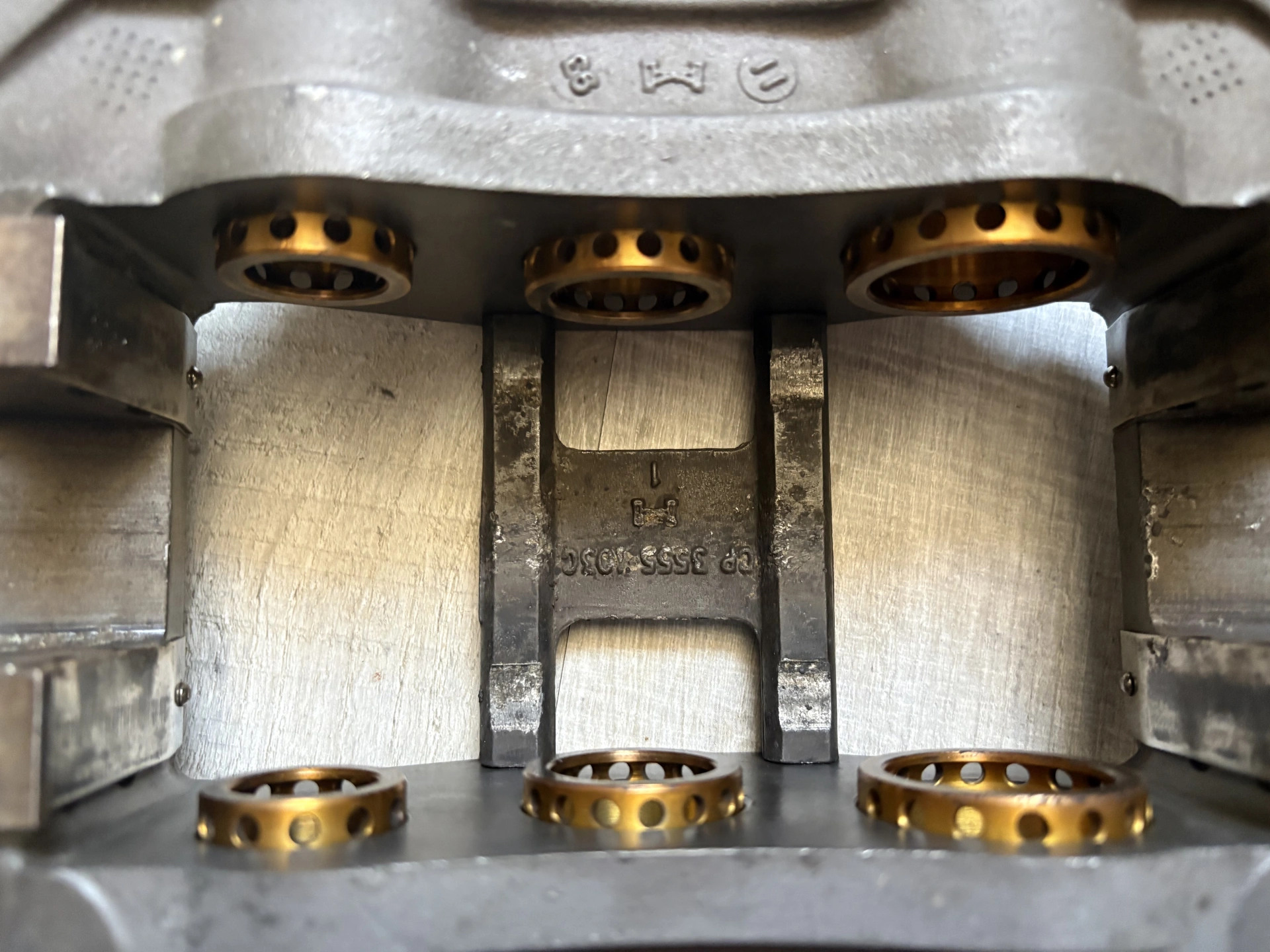 AP Racing Ford Motorsport 6-piston 356 mm brakes – Escort / Sierra Cosworth – photo 4