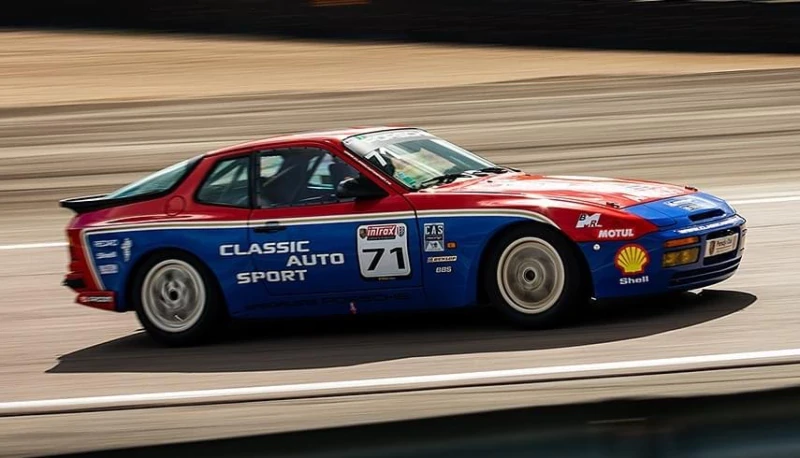 Porsche 944 Turbo Cup