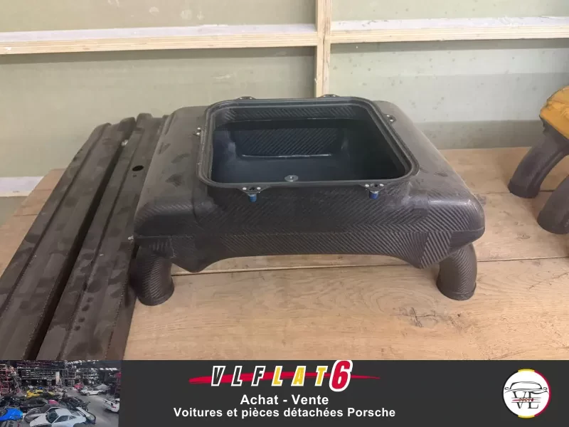 Plénum d’admission carbone – Porsche 997 GT3 RSR / possible 996 RSR