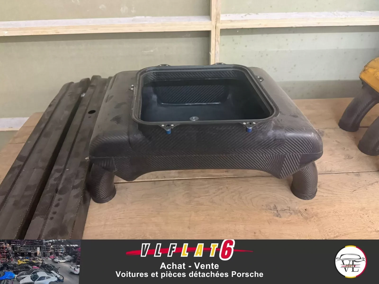 Carbon intake plenum - Porsche 997 GT3 RSR / possible 996 RSR – photo 1