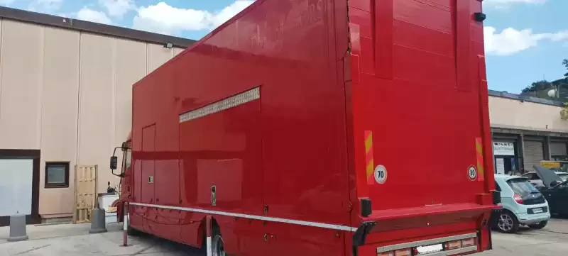 IVECO 120 E24 année 2007 217.000km