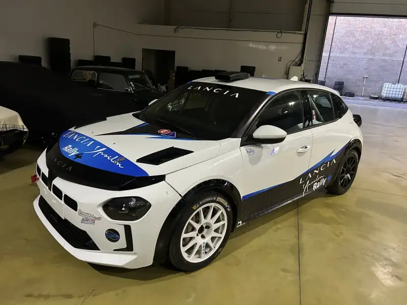 Lancia Rally 4