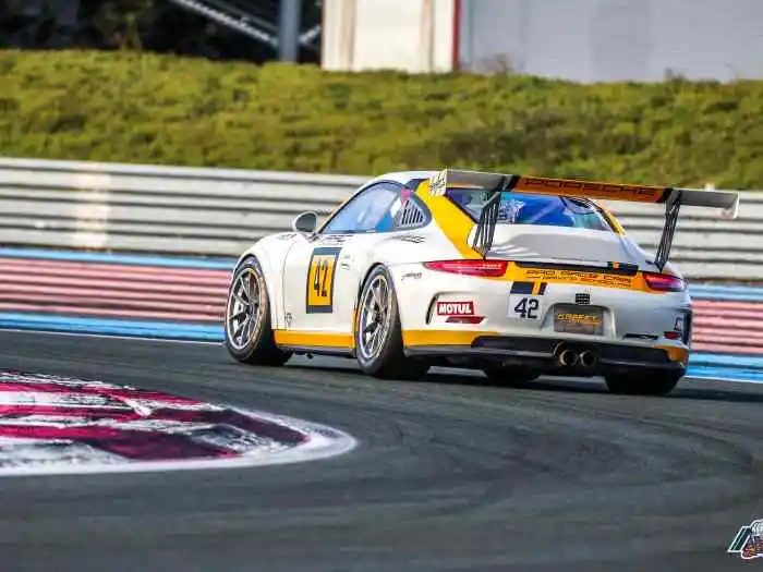 Sell/trade 2014 Porsche 991 GT3 CUP with muffler Porsche circuit 95DB! – photo 2