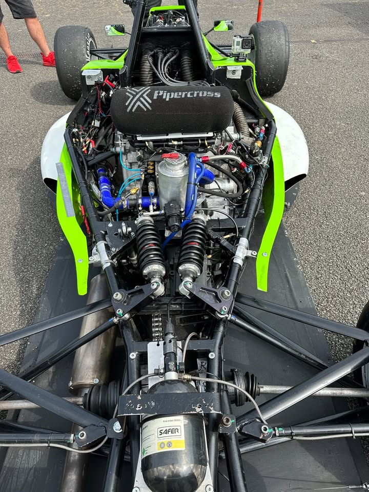Suzuki 1340cc - JKS monoplace