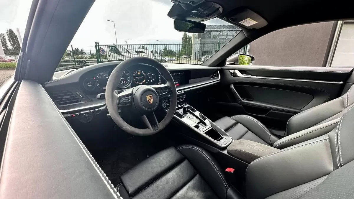PORSCHE 992 CARRERA S MY21 MALUS PAYE PDK LIFT SIEGE 18X SPORT DESIGN BOSE PDK8- LLD 1650e/Month (VAT REC.)