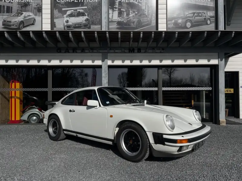 PORSCHE 911 CARRERA COUPÉ SC 3.2 1986