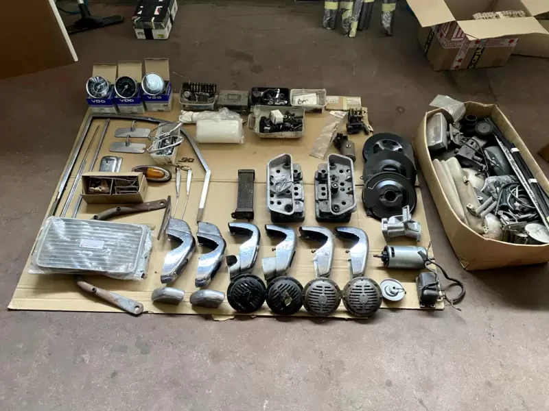 Lot de pièces Porsche 356