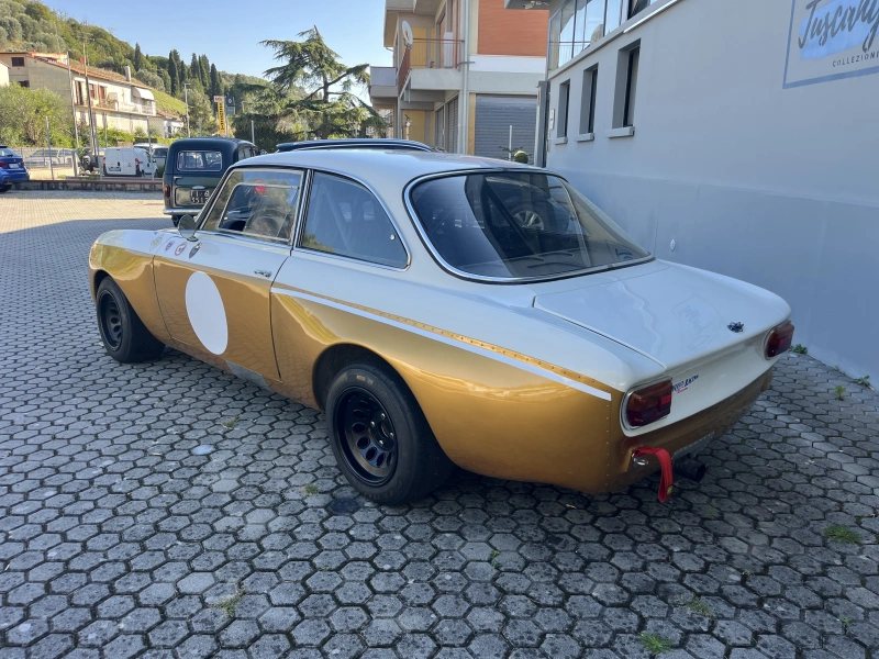 Alfa Romeo GT 2000 Veloce, style GTAm