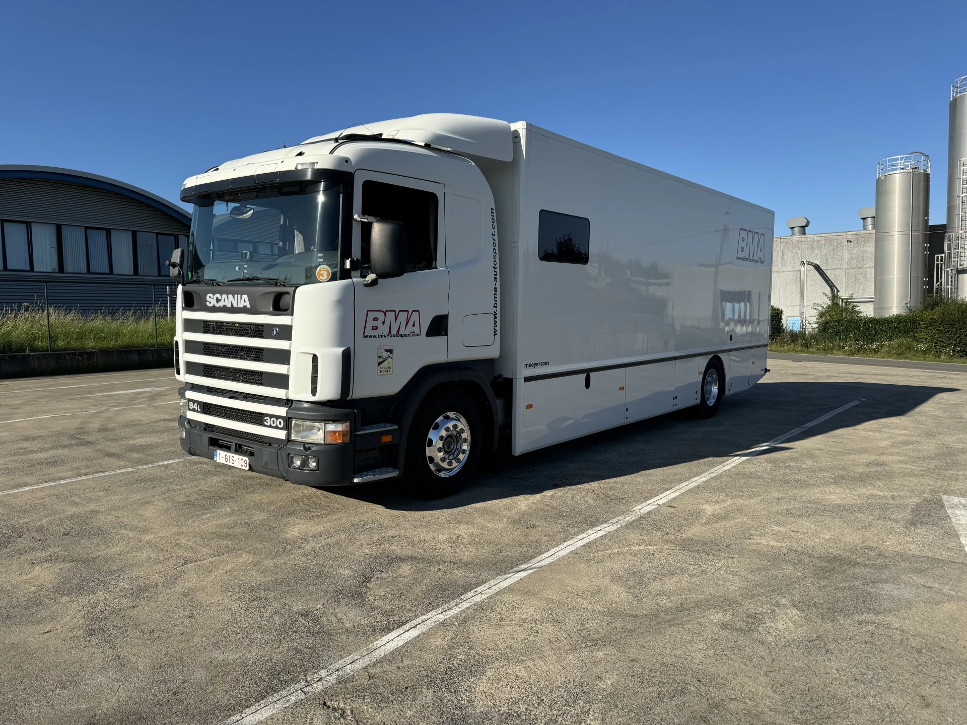 Scania 300 Service