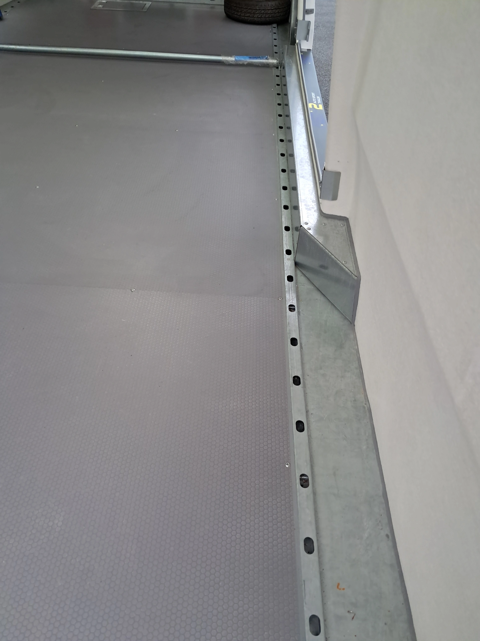 Remorque fermée Auto Sport Trailer AST2 – photo 3