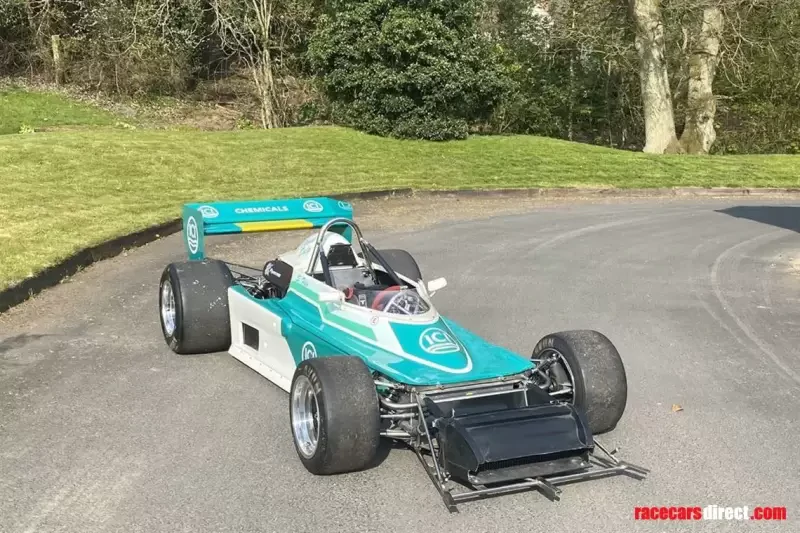 CHEVRON B42 - HART 420R
