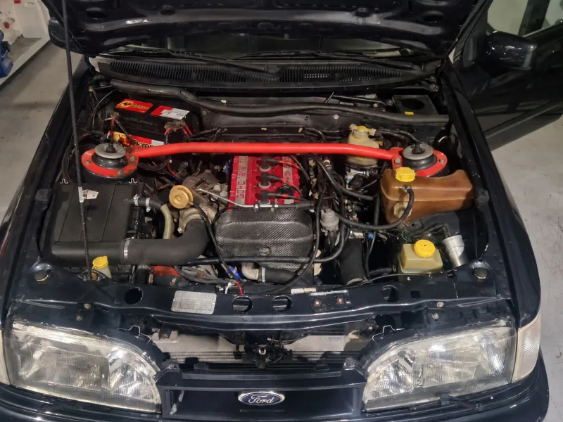 Ford Sierra Cosworth - À restaurer | 127 133 KM