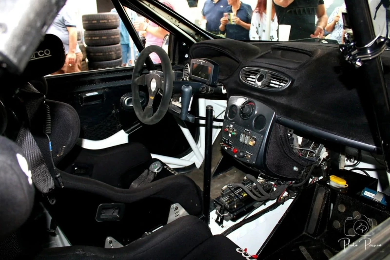 Clio R3 Access Evo rental