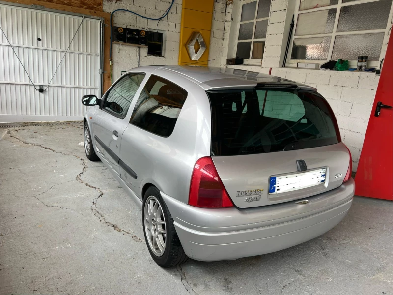 Clio rs1 from 2000 fitted with trackday