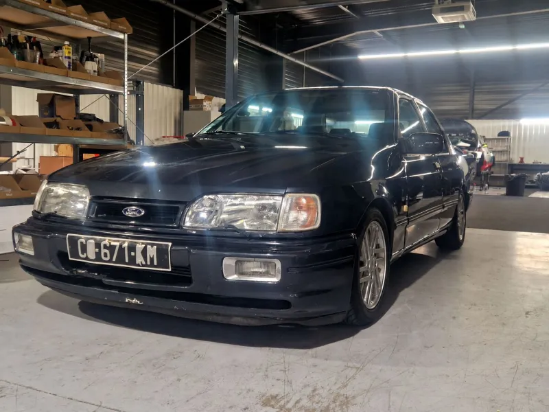 Ford Sierra Cosworth - À restaurer | 127 133 KM