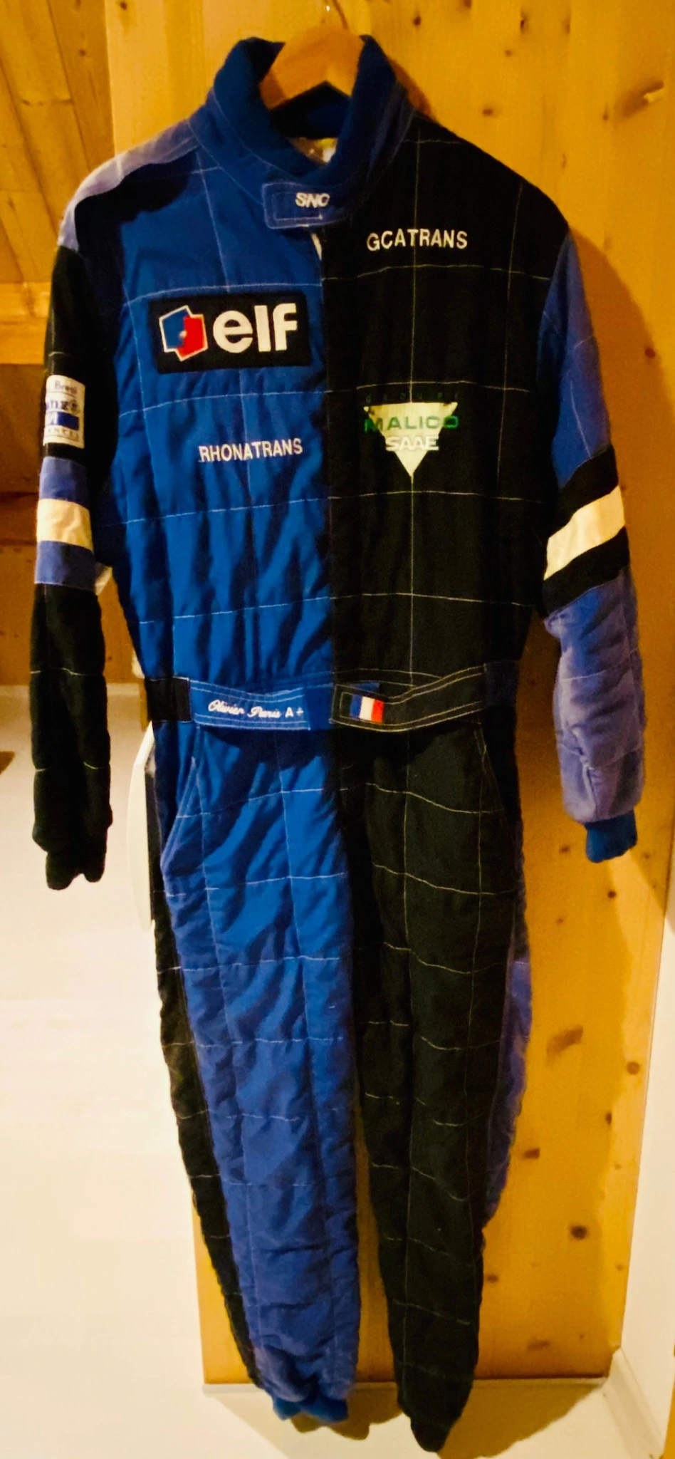 Genuine official vintage F3 racing overalls worn by Olivier Panis – photo 3