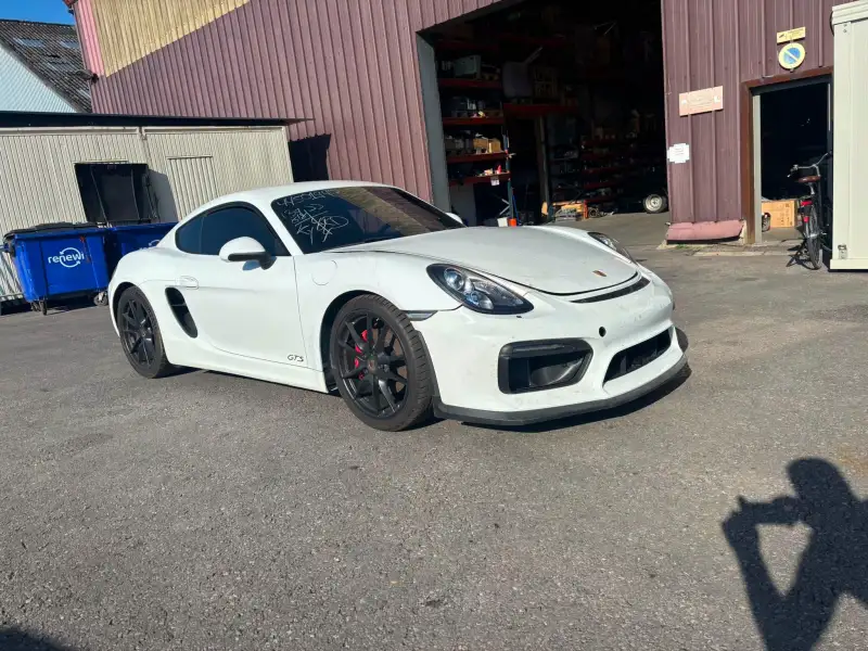 Porsche Cayman GTS 2015 140000 km options carbone