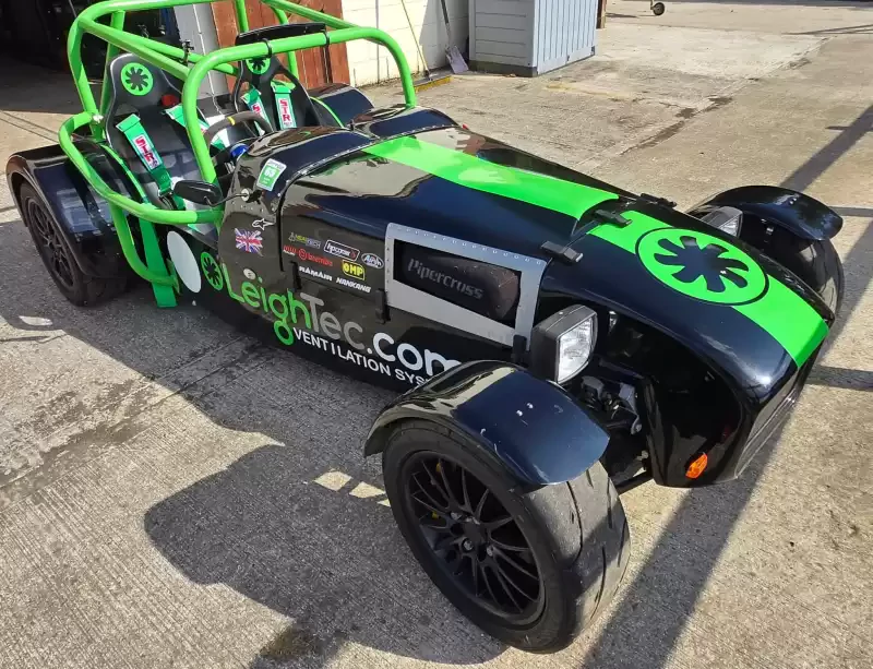 Luego/ Comme Caterham 7