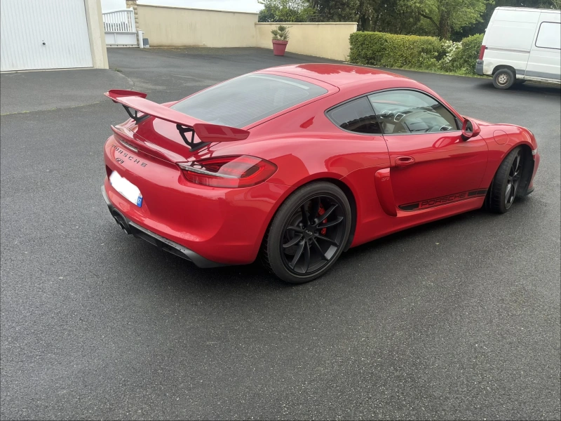 Porsche Cayman GT4 981