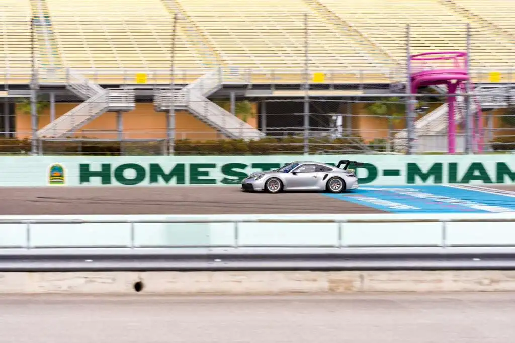 Porsche 992 GT3 Cup Car – photo 4