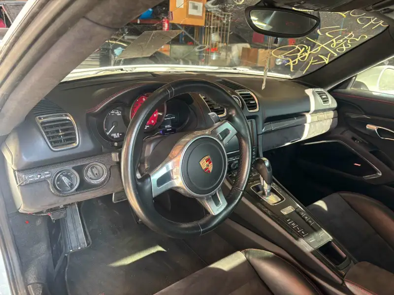 Porsche Cayman GTS 2015 140000 km options carbone