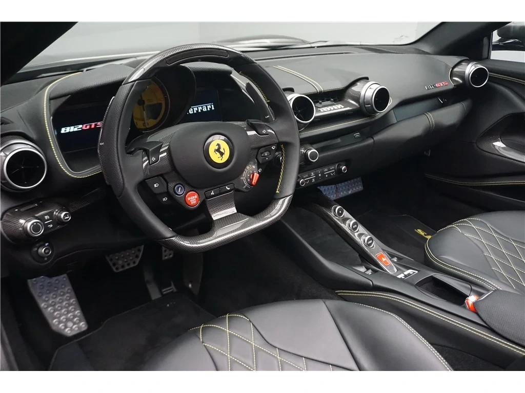 FERRARI 812 GTS (6.5 V12 800CH) de 2021
