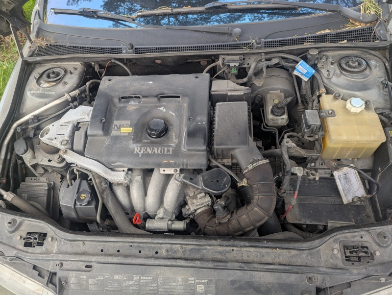 Lot Renault laguna 2,0l 16v 140cv superbeline 2.0L